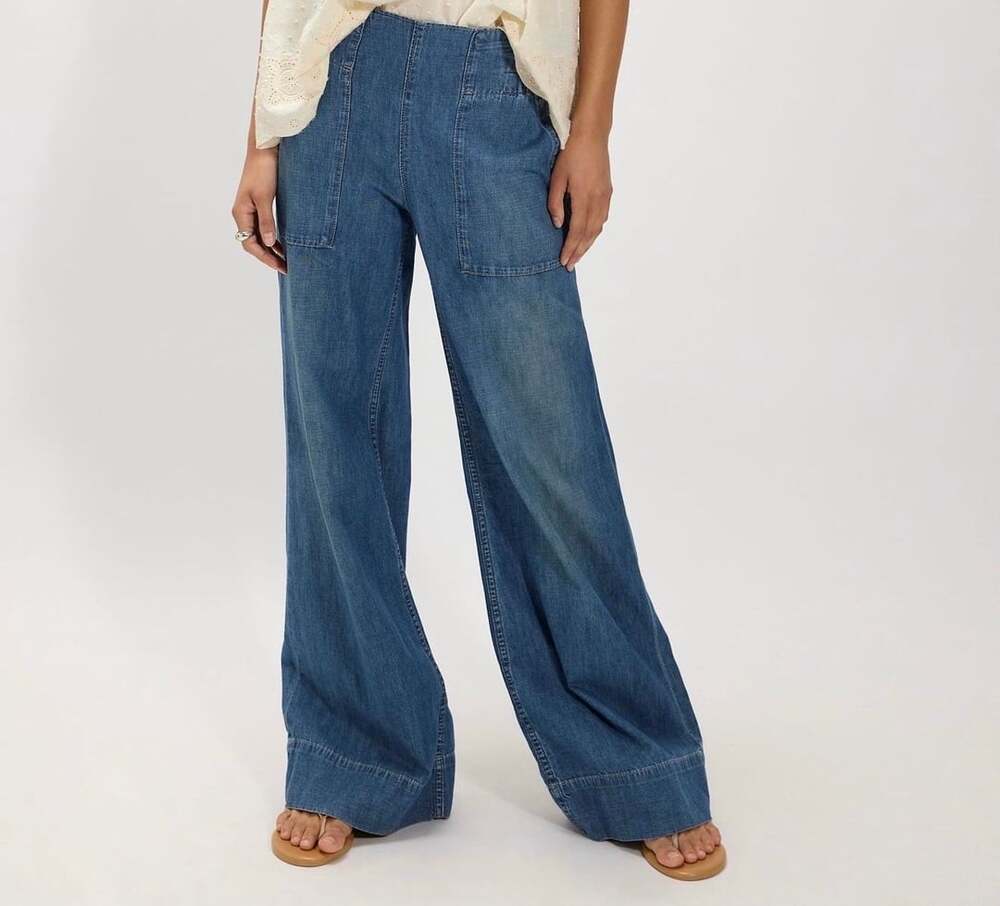 Free People Breezy Denim Pull-On Wide Leg Jeans Cobalt size XSmall